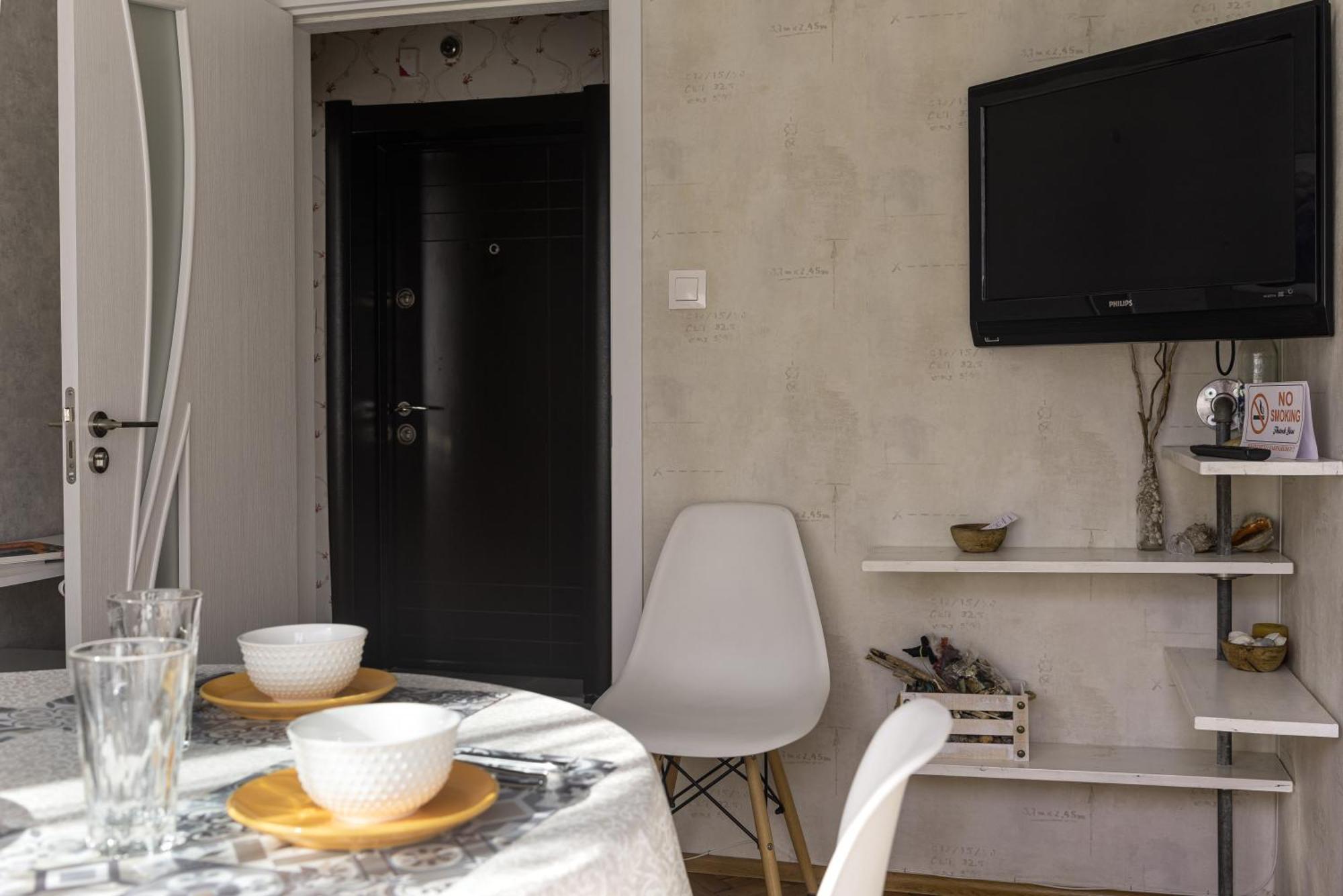 Photo Art Apartment Burgas Exterior photo